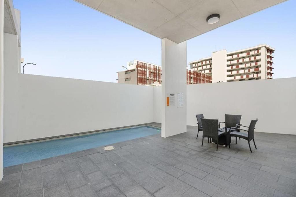 Cozy Cool Getaway Apartment Townsville Exterior photo